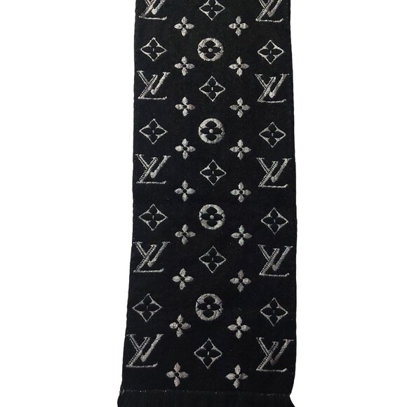 Louis Vuitton LV Black Silver Shine Monogram Logomania Scarf Pre-Owned - Picture 4 of 9